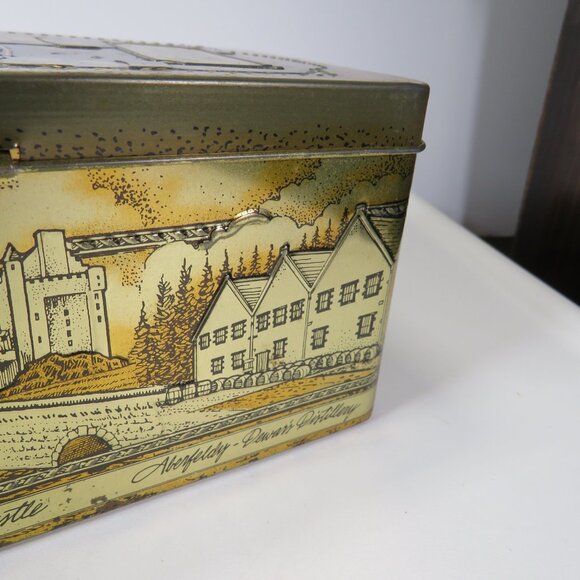 Dewar's White Label Stamped Metal Scotch Whiskey Tin Decorative Collector RUST - Picture 7 of 15
